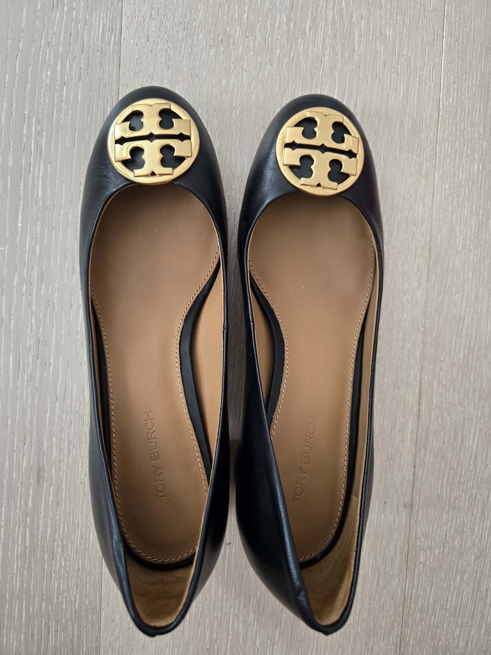 Tory Burch Black Logo-Embellished Leather Flats
